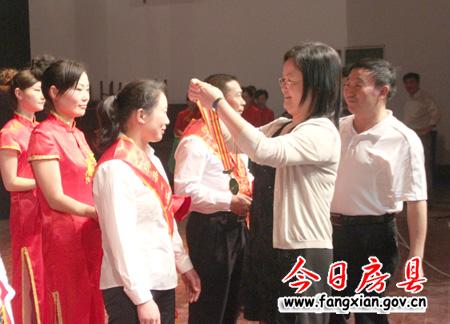 人行武汉支行调研组来我县调研经济金融形势