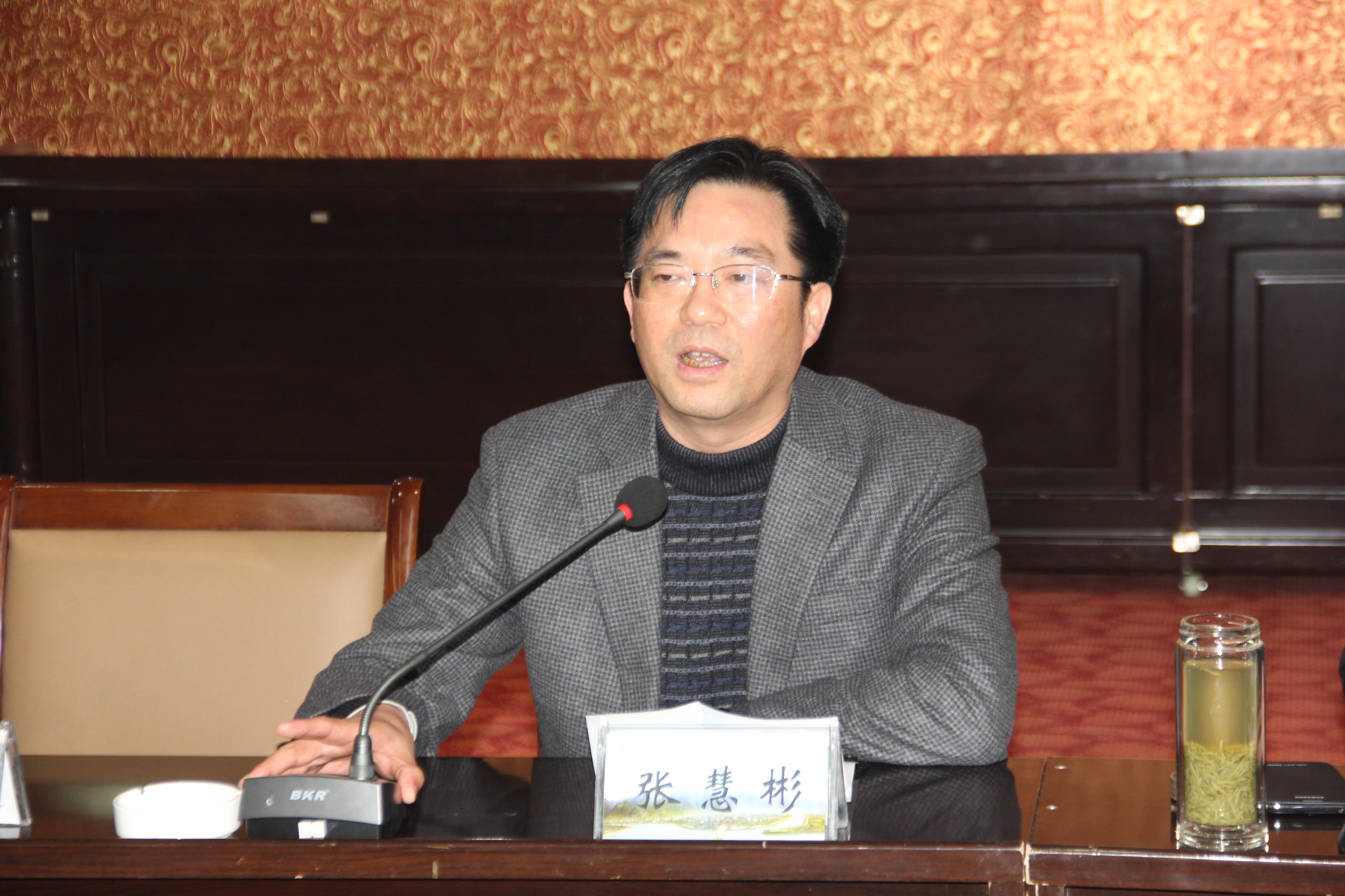 我县首家小额贷款公司成立