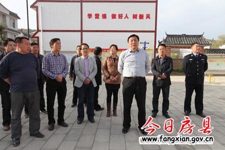 搞好环境整治  营造“十星级农户”评选活动氛围