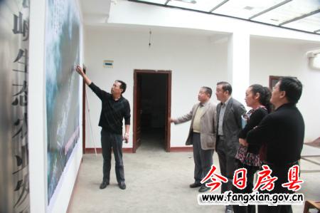 朱光洪调研“三万”活动开展及竹房城镇带建设情况