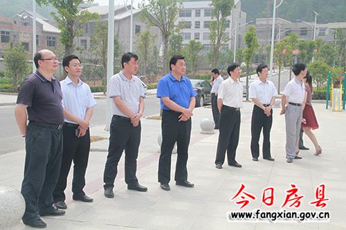 崇阳县党政考察团来我县参观考察