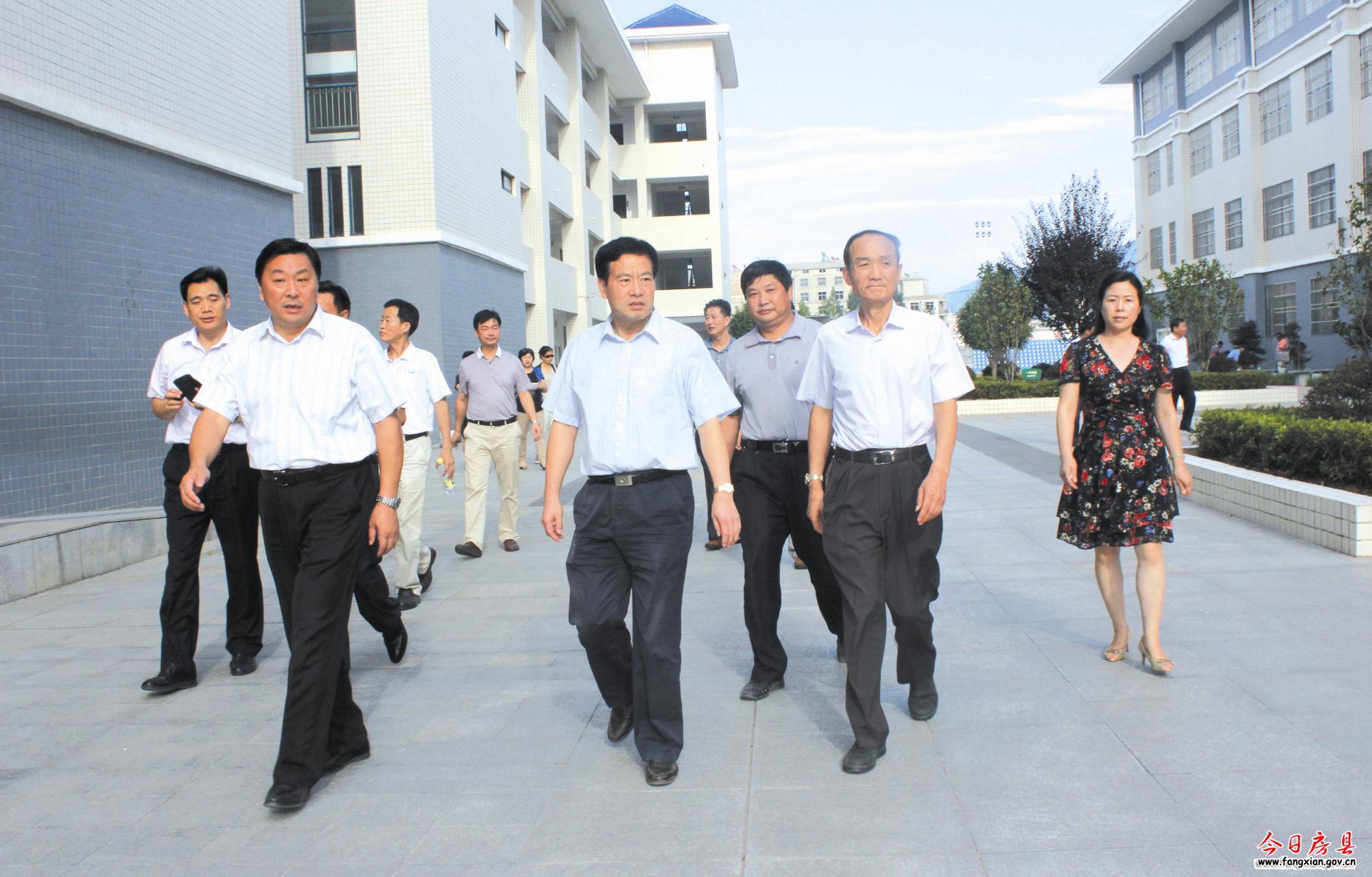 省政协副主席刘善桥视察我县社会管理综合治理工作