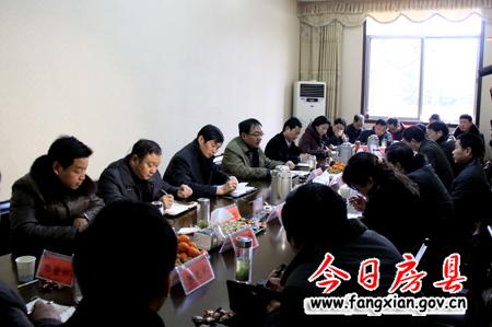 朱光洪主持召开县长办公会
