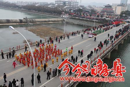 我县隆重举行正月十三春节大巡游