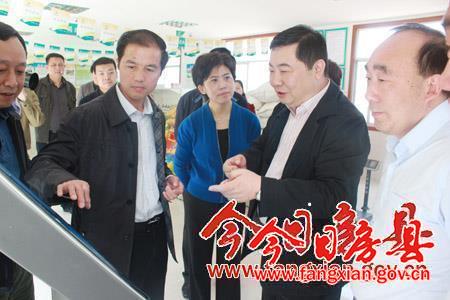 赵东风来我县检查指导基层供销社建设工作