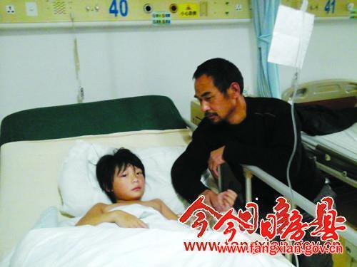 房县养父为烧伤养女募款引央视关注 腾讯发起网络捐助