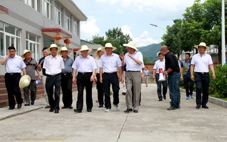 国家六部委调研考核我县《丹治规划》落实情况