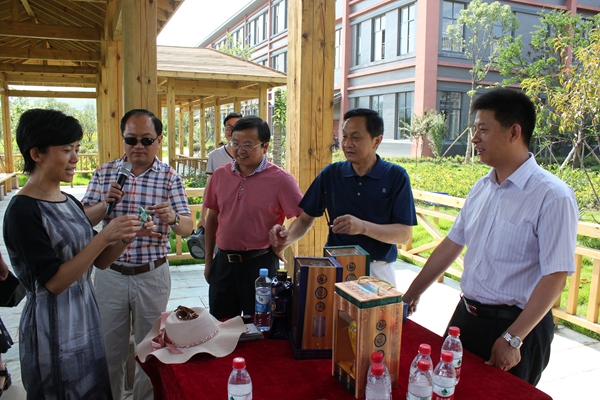 全市招商引资及外贸出口工作拉练督办会在房县召开