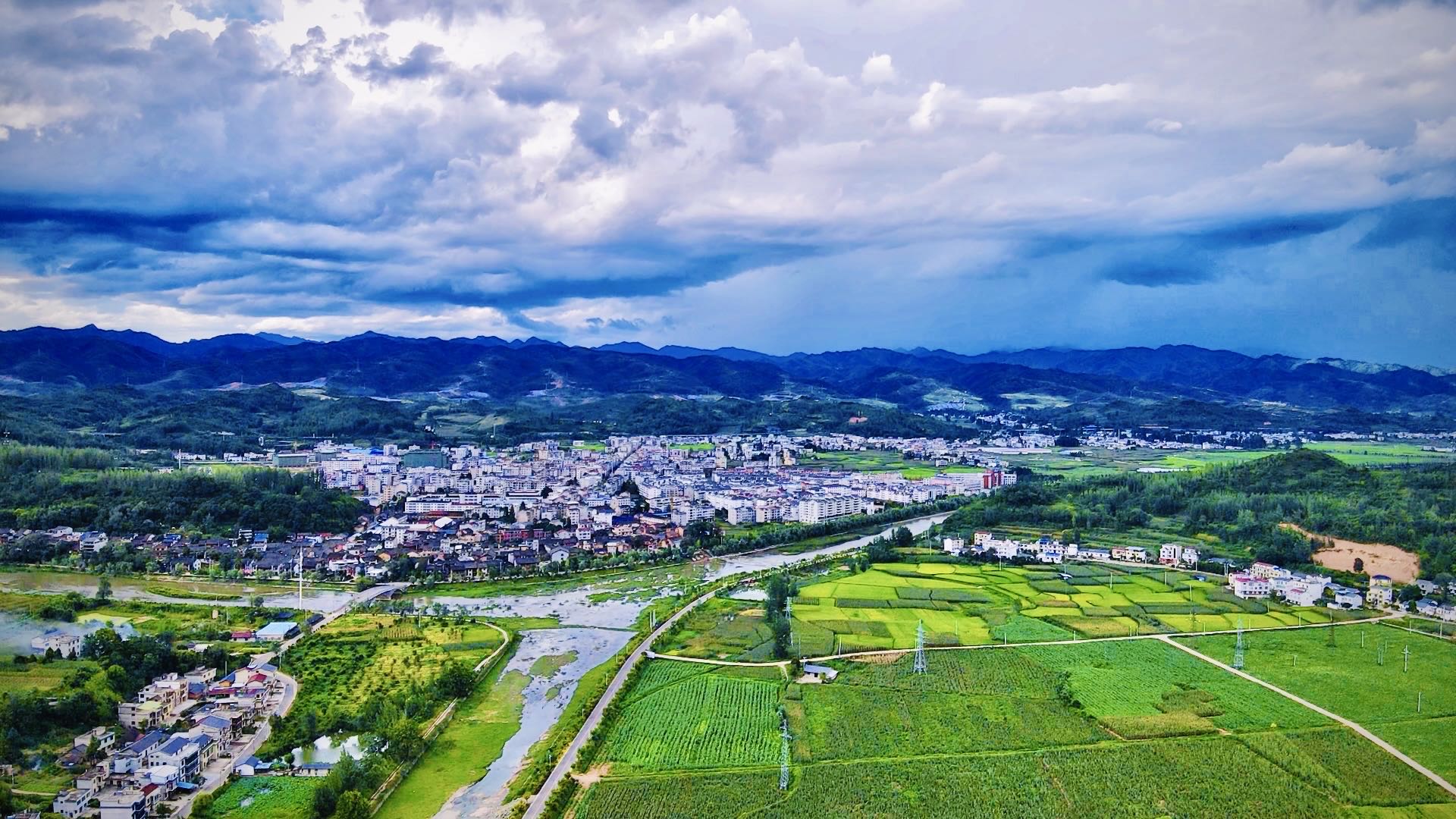 运用“五共”理念，缔造幸福河湖