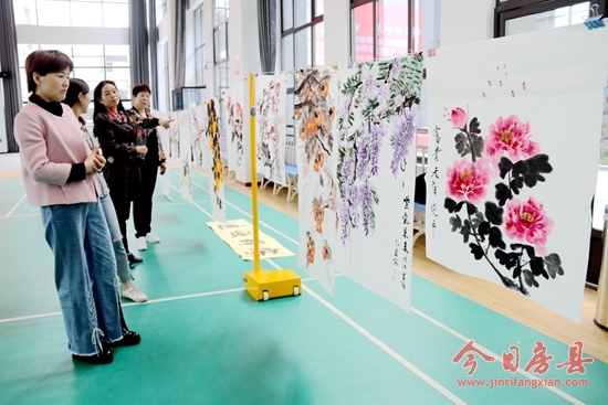 房县举办庆祝改革开放40周年老年书画笔会