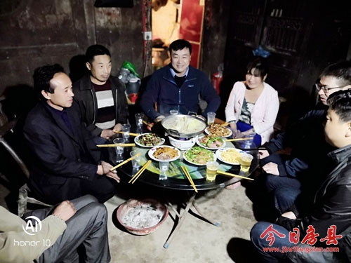 房县城投公司扎实开展结对帮扶活动