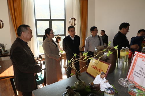 省残联充分肯定我县残疾人工作