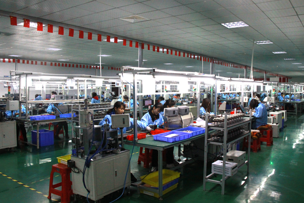 全市第三季度重点项目拉练会与会人员来房观摩