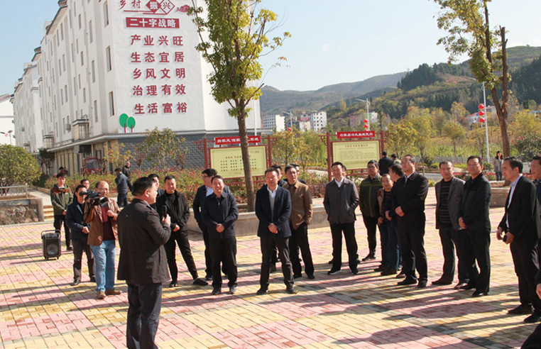 我县赴远安丹江口考察精准扶贫工作