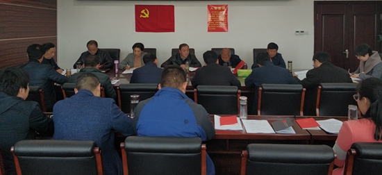 县人大常委会党组会议强调:建设“六型”机关  推进人大制度与时俱进