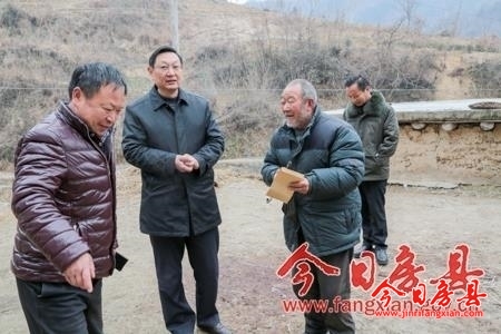 县交通局开展扶贫慰问活动