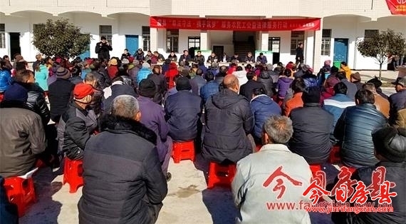 县总工会金蓝领技能免费培训走近困难群众