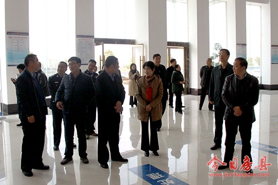 十堰市人大调研组来房调研