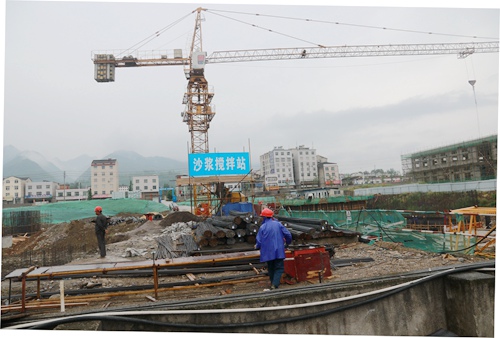 长江委督导检查组来房督查河长制工作