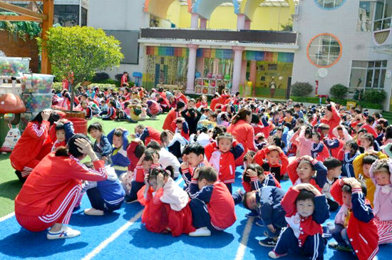 房县幼儿园开展“5.12”纪念活动