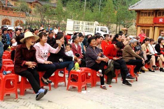 “我的中国梦 文化进万家”精准扶贫小戏下乡活动正式启动