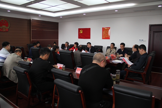 市人大常委会副主任佘立柱一行来房调研