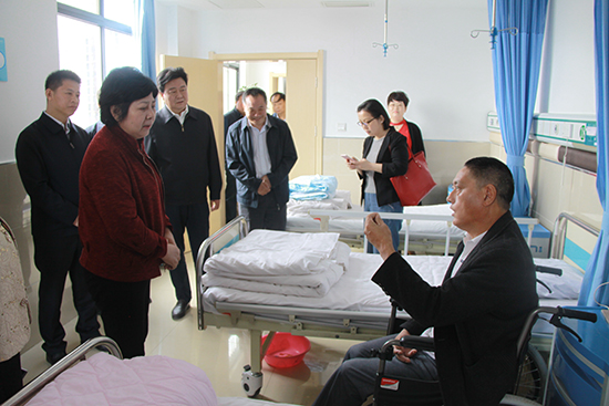 陶慧芬调研我县残疾人精准扶贫工作