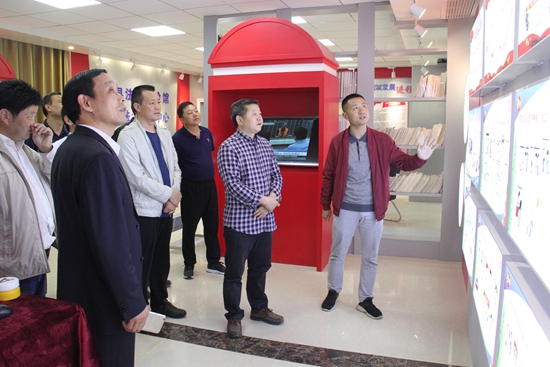 县人大常委会开展七五普法专项检查