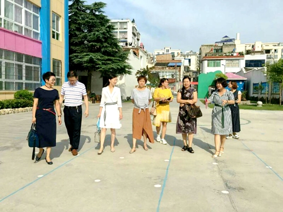 房县幼教老师暑期充电忙