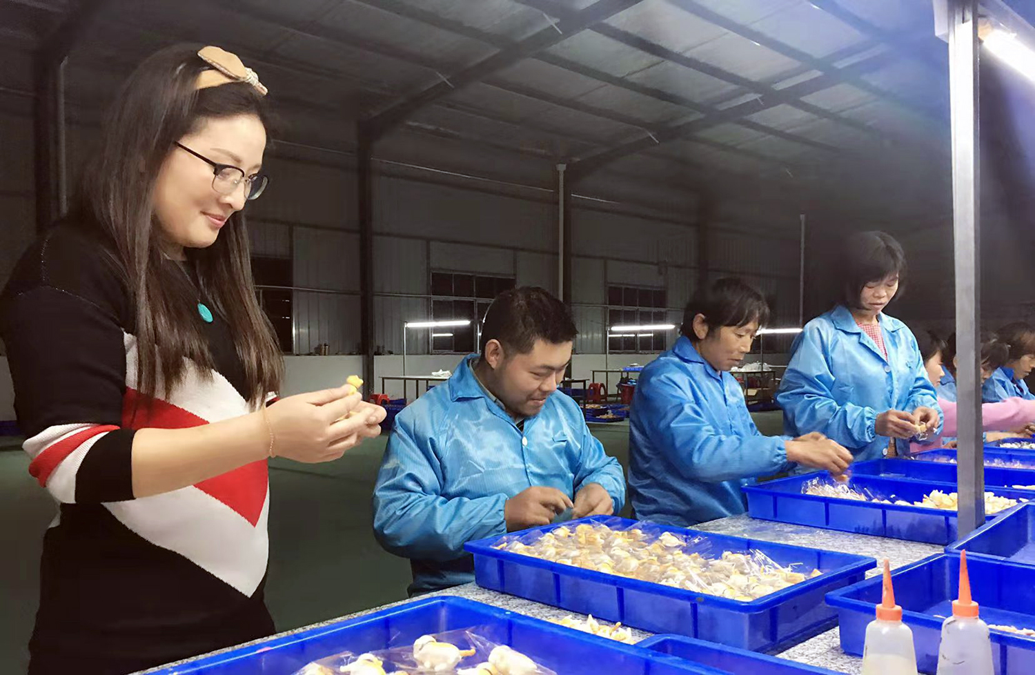 扶贫车间开到家门口　就业增收两不愁