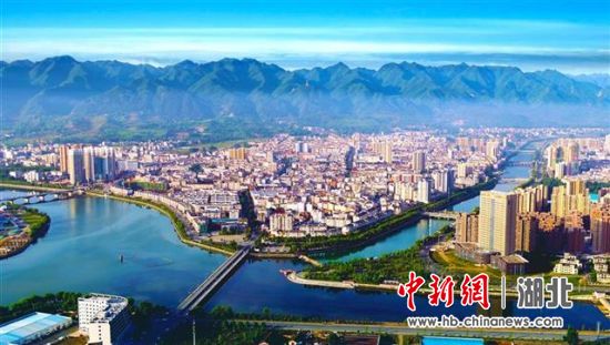 中新网：“诗祖故里”房县打响“诗经、黄酒、野人”三张名片