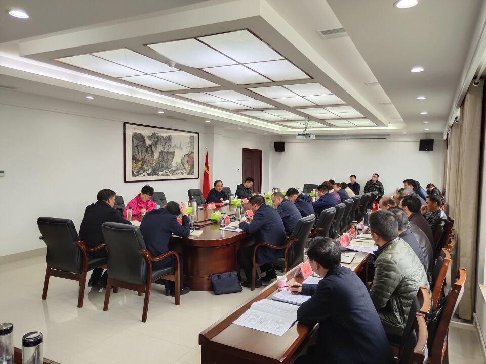 蔡贤忠在全县项目招商工作会上强调：以项目争取和招商引资 助推经济高质量发展