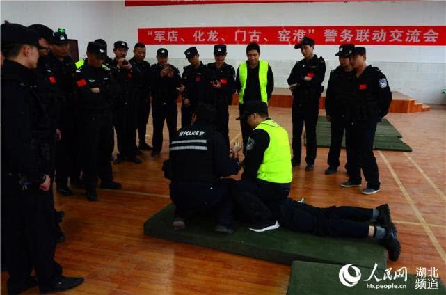 房县开展法制业务培训 提升民警执法素质