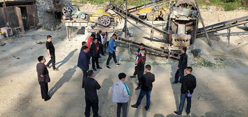 我县将依法取缔县域内违规采砂点