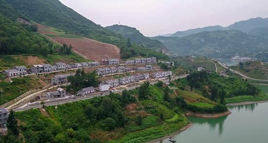 姚坪乡：“四好”创建出实招  群众受益见实效