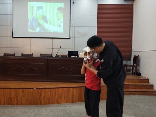 军店小学开展消防安全知识讲座活动