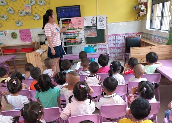 军店镇中心幼儿园开展端午节系列教育活动