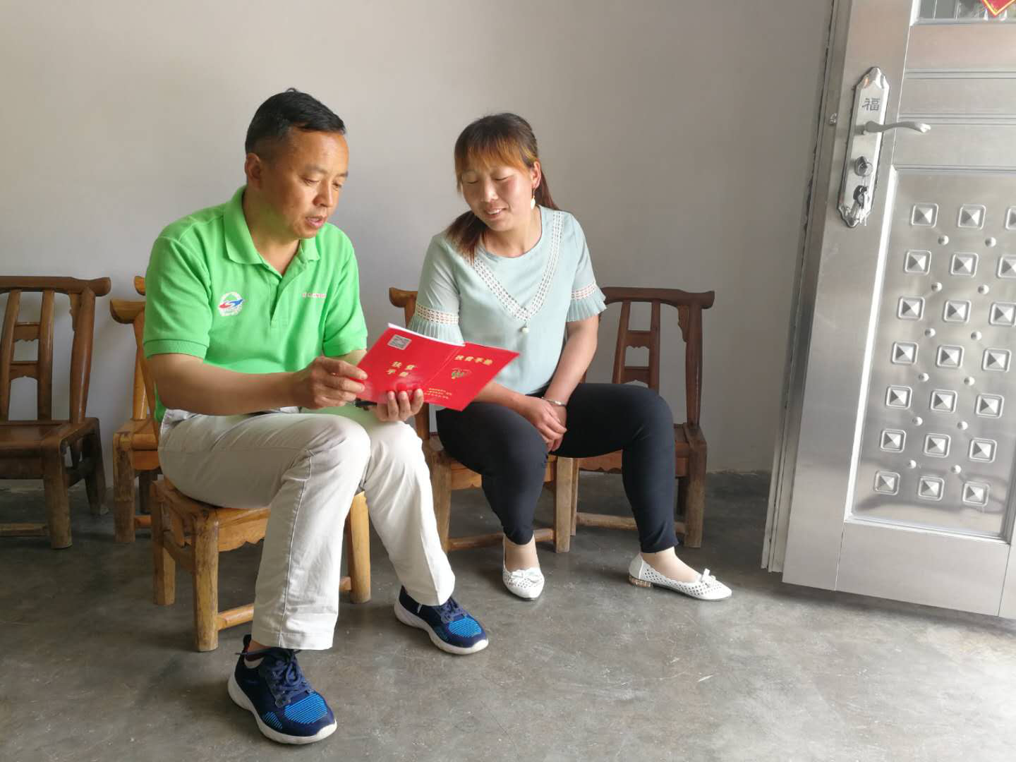 万峪河乡2019年春季学生资助资金全部发放到位