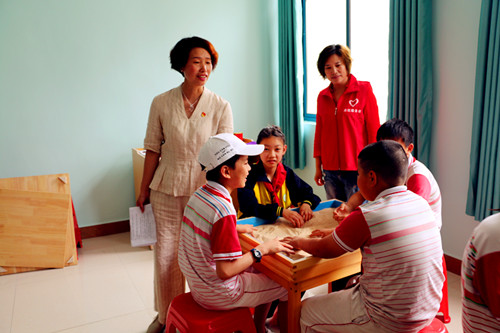 房县东城小学：开展心理沙盘活动 缓解学生学习压力