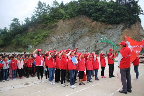 沙河乡教育系统开展新时代文明实践服务助推“四好”创建