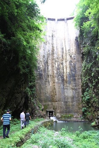 全省电站数量最多的房县生态流量泄放画上句号