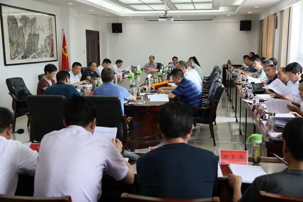 蔡贤忠主持召开县委退役军人事务工作领导小组第一次全会