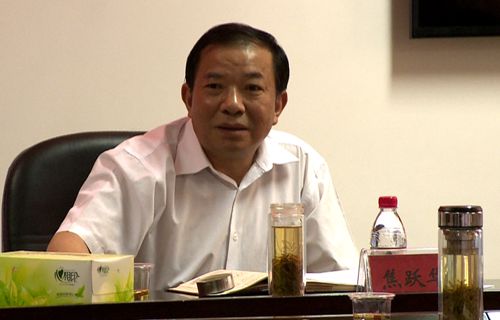 省审计厅副厅长焦跃华来我县调研审计工作