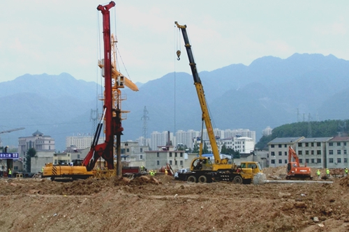 县一中整体迁建项目加快推进