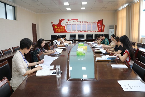 房县东城小学：与心灵相约，与健康同行