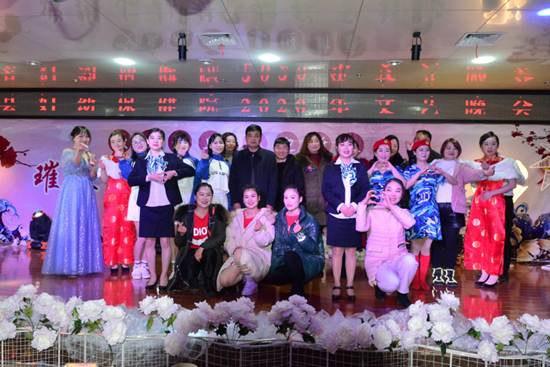 县保健院举办2020年元旦文艺晚会