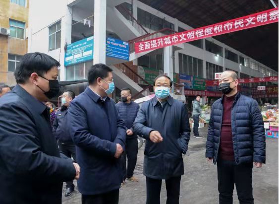 房县党员干部万众一心坚守在疫情防控第一线