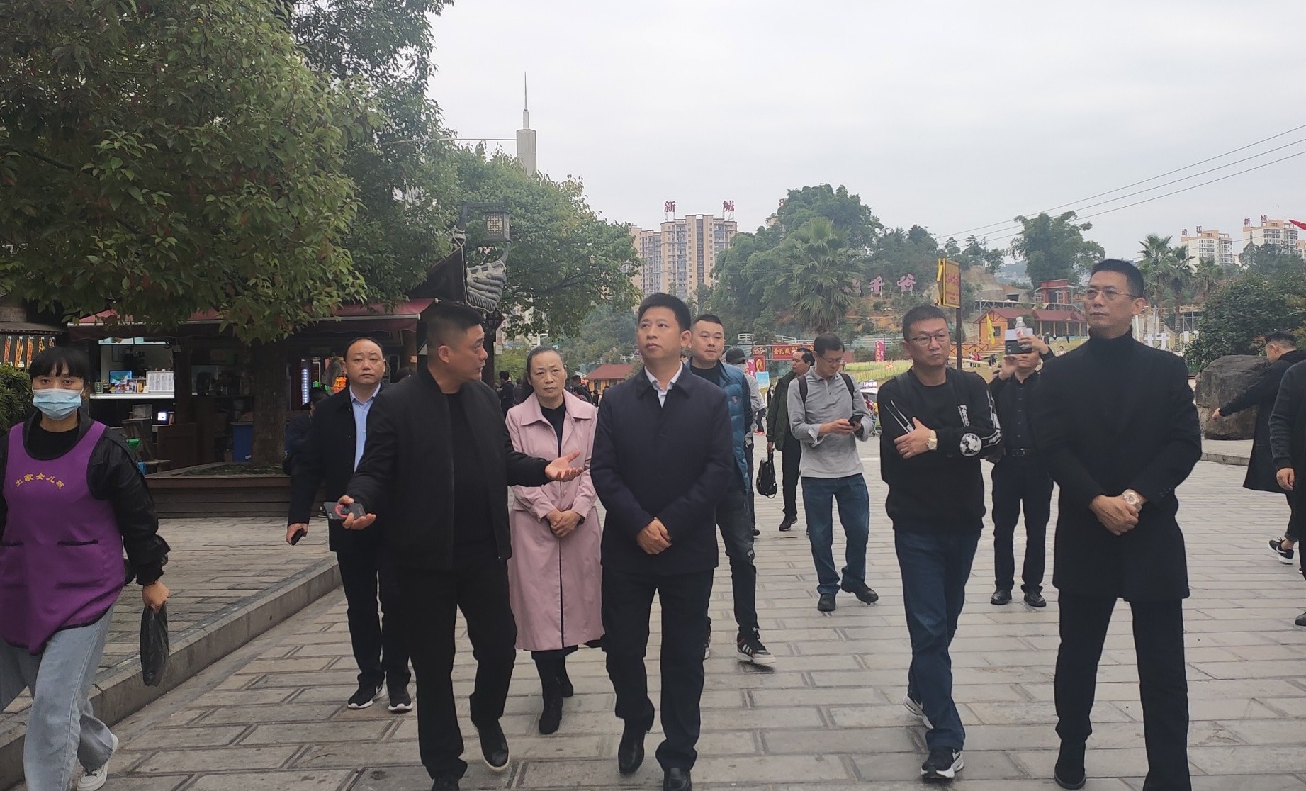 纪道清率队赴恩施州招商森林康养等文旅产业