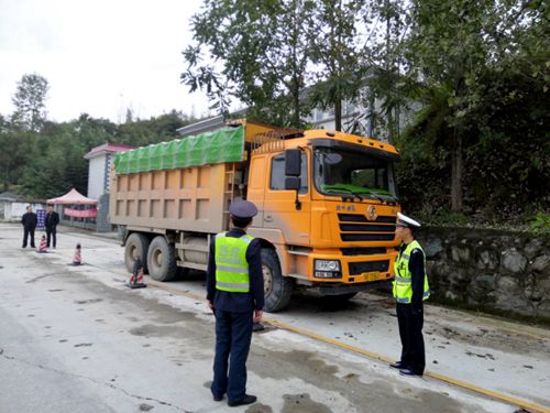 违法运输砂石料  付某行为受处罚