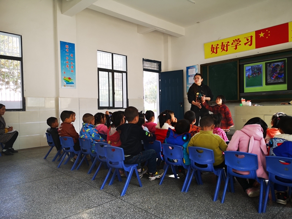 大木厂镇中心幼儿园扎实开展“送教下乡”活动